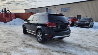 2017 Dodge Journey Crossroad 7 Passenger – No Accidents!