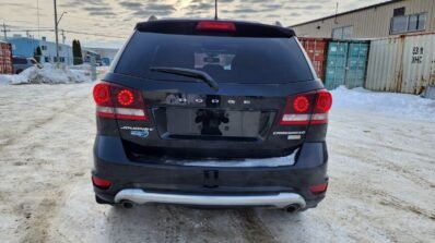 2017 Dodge Journey Crossroad 7 Passenger – No Accidents!