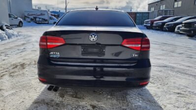 2015 Volkswagen Jetta TSI Highline Sedan