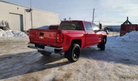 2017 Chevy Silverado 1500 LT 4WD Crew Cab – No Accidents!