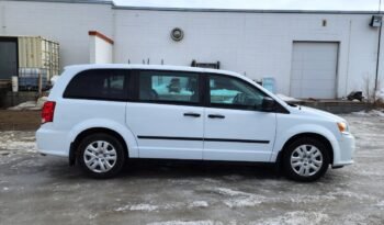 2017 Dodge Grand Caravan SE full