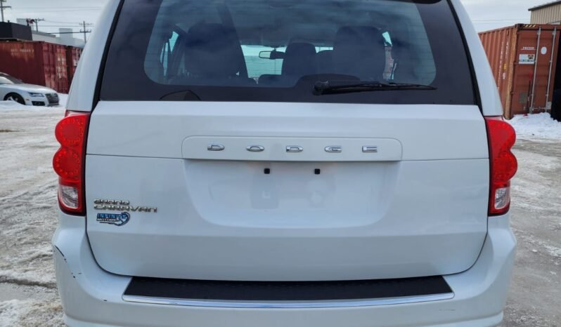 2017 Dodge Grand Caravan SE full