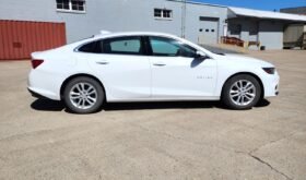2017 Chevy Malibu 1LT Sedan