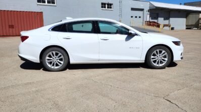 2017 Chevy Malibu 1LT Sedan