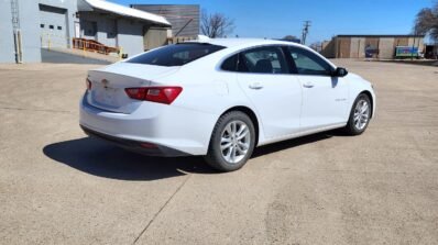 2017 Chevy Malibu 1LT Sedan