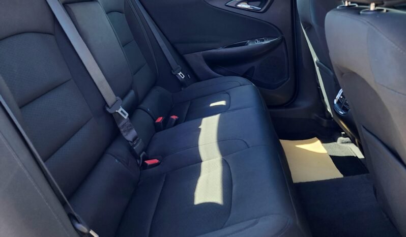 2017 Chevy Malibu 1LT Sedan full