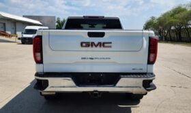 2022 GMC Sierra 1500 SLE Limited Crew Cab 4WD