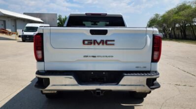 2022 GMC Sierra 1500 SLE Limited Crew Cab 4WD
