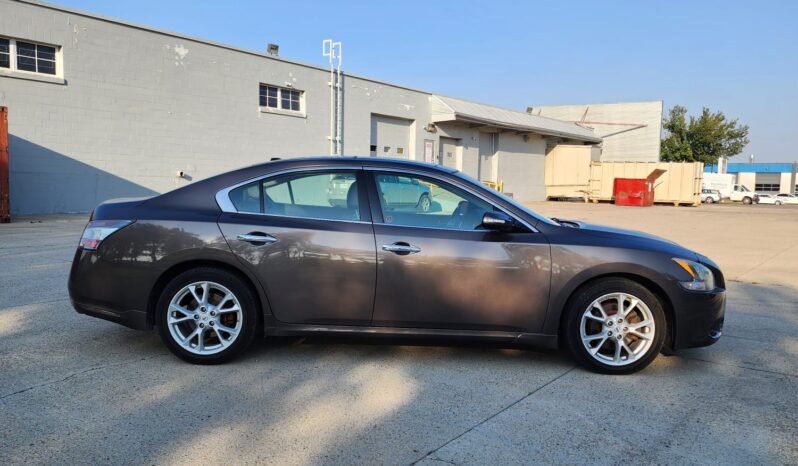 2014 Nissan Maxima SV Sedan full