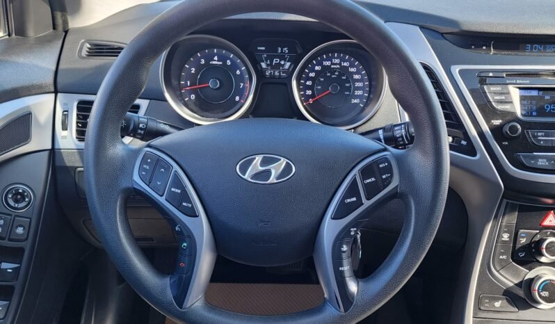 2015 Hyundai Elantra GL Sedan full
