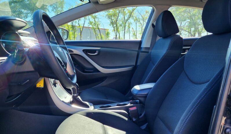 2015 Hyundai Elantra GL Sedan full