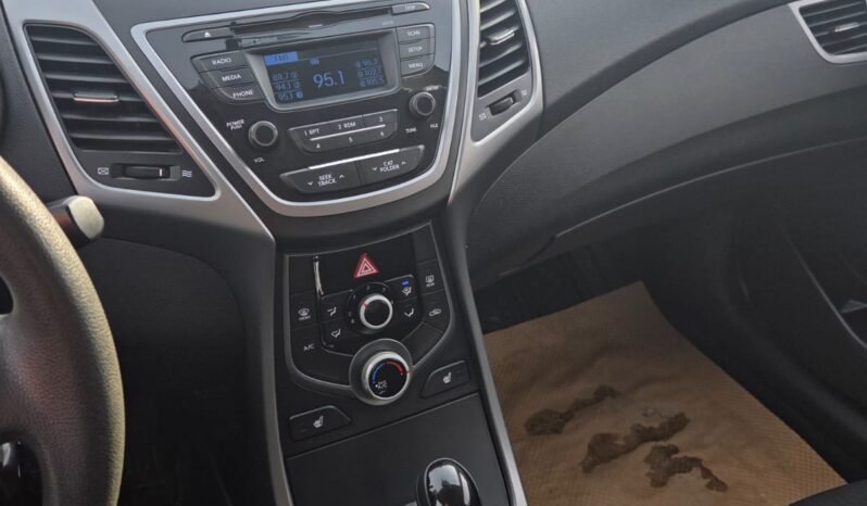 2015 Hyundai Elantra GL Sedan full