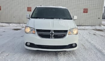 2015 Dodge Grand Caravan Crew full