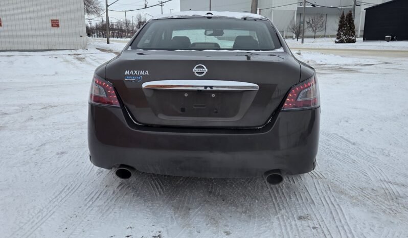 2014 Nissan Maxima SV Sedan full