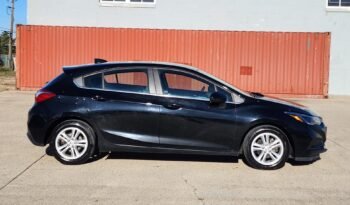 2017 Chevy Cruze LT Hatchback full