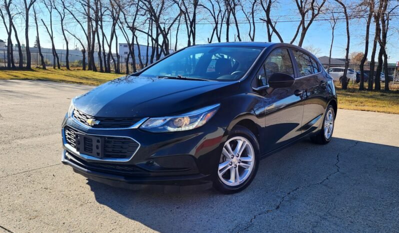 2017 Chevy Cruze LT Hatchback full