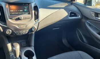 2017 Chevy Cruze LT Hatchback full