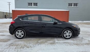 2017 Chevy Cruze LT Hatchback full