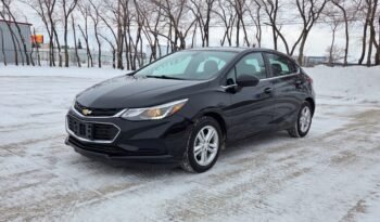 2017 Chevy Cruze LT Hatchback full