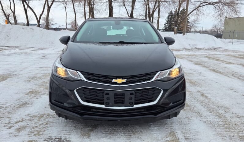 2017 Chevy Cruze LT Hatchback full