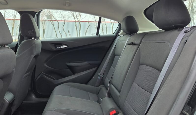 2017 Chevy Cruze LT Hatchback full