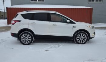 2017 Ford Escape Titanium 4WD full