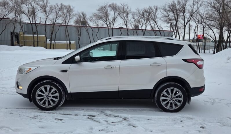 2017 Ford Escape Titanium 4WD full