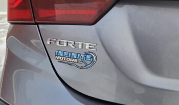 2019 Kia Forte EX Sedan full