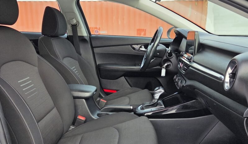 2019 Kia Forte EX Sedan full