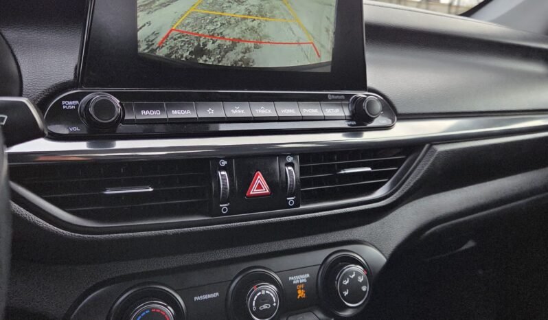 2019 Kia Forte EX Sedan full