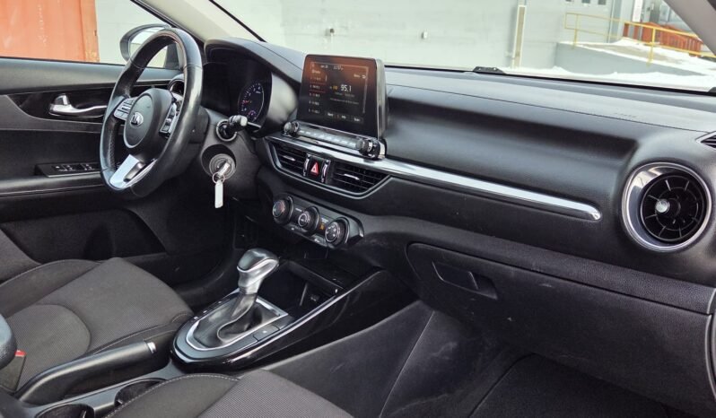 2019 Kia Forte EX Sedan full