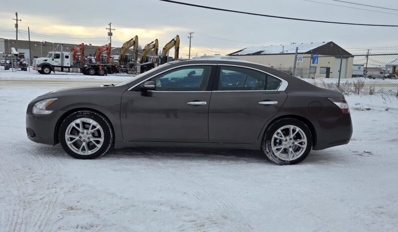 2014 Nissan Maxima SV Sedan full