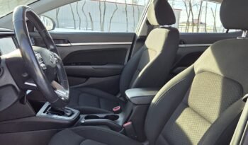 2020 Hyundai Elantra Preferred Sedan full