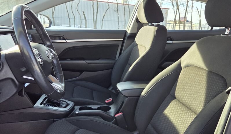 2020 Hyundai Elantra Preferred Sedan full