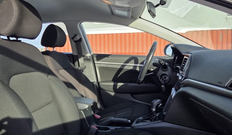 2020 Hyundai Elantra Preferred Sedan full