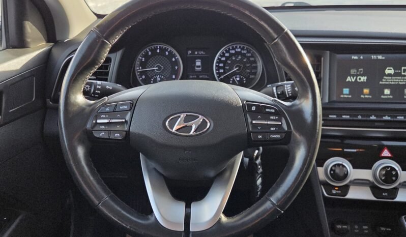 2020 Hyundai Elantra Preferred Sedan full