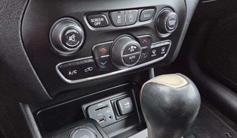 2015 Jeep Cherokee Limited 4WD full