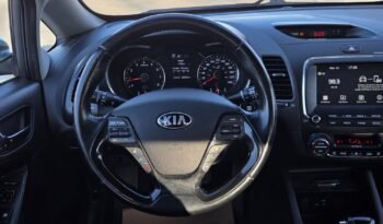 2017 Kia Forte EX Sedan full