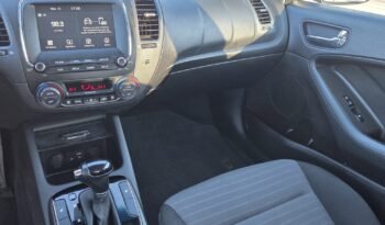 2017 Kia Forte EX Sedan full