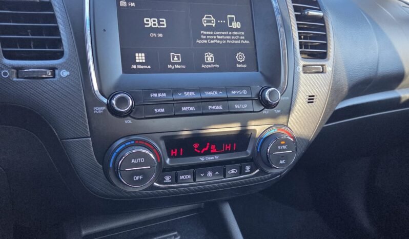 2017 Kia Forte EX Sedan full