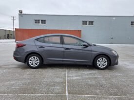2019 Hyundai Elantra SE Sedan