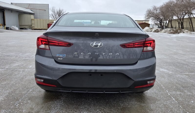 2019 Hyundai Elantra SE Sedan full