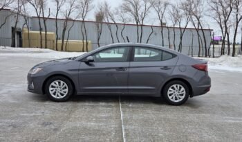 2019 Hyundai Elantra SE Sedan full