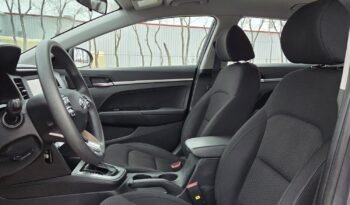 2019 Hyundai Elantra SE Sedan full