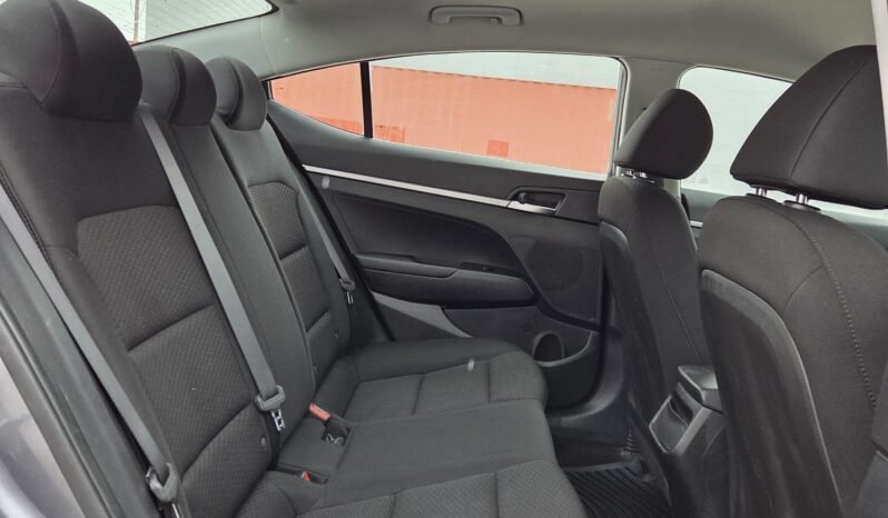 2019 Hyundai Elantra SE Sedan full