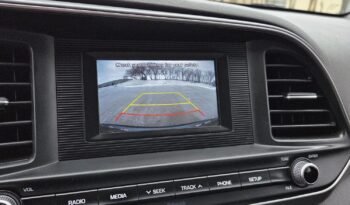 2019 Hyundai Elantra SE Sedan full