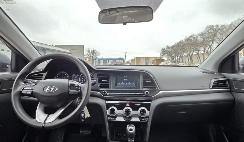 2019 Hyundai Elantra SE Sedan full