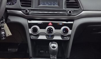 2019 Hyundai Elantra SE Sedan full