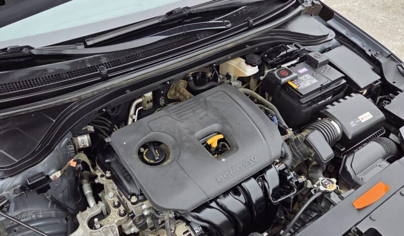 2019 Hyundai Elantra SE Sedan full