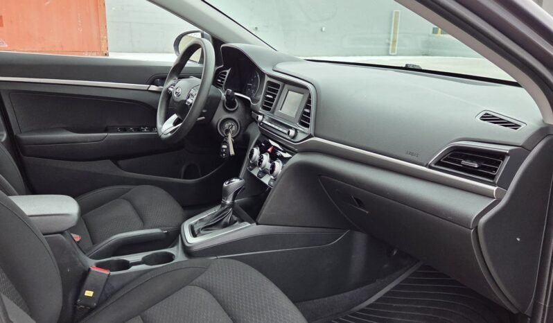 2019 Hyundai Elantra SE Sedan full